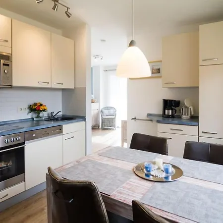 With 1 Bedroom Nyaraló